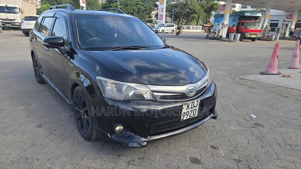 Toyota Corolla Fielder 2015 Black