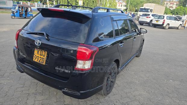 Toyota Corolla Fielder 2015 Black