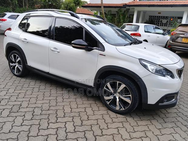 Peugeot 2008 1.2 PureTech (110 Hp) 2018 White