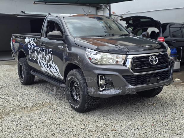 Toyota Hilux Revo Single Cab Deisel 2.8 AWD 2019 Gray