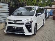 Toyota Voxy 2020 White for sale
