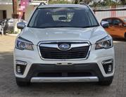 Subaru Forester 2.5i Premium AWD 2018 White for sale