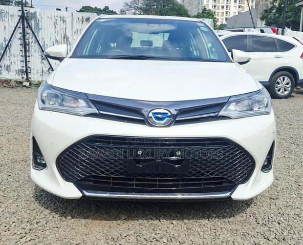 Toyota Axio 1.5 Hybrid G 2WD 2019 White