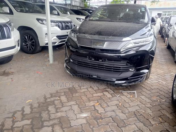 Toyota Harrier 2019 Black