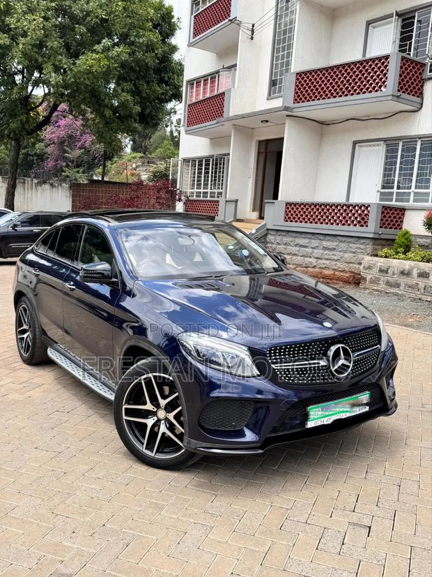 Mercedes-Benz GLE-Class 2015 Blue
