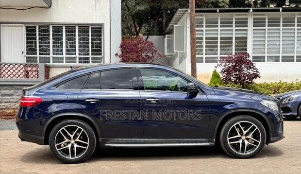 Mercedes-Benz GLE-Class 2015 Blue