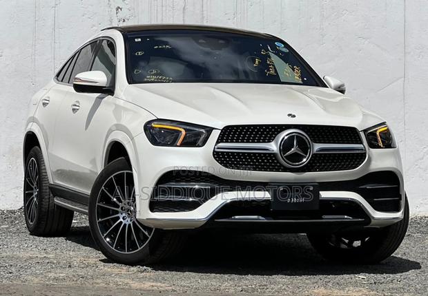 Mercedes-Benz GLE-Class GLE 400d 4MATIC 2020 White