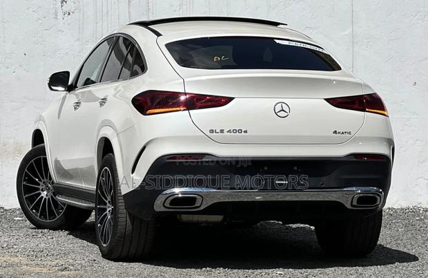 Mercedes-Benz GLE-Class GLE 400d 4MATIC 2020 White
