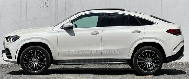 Mercedes-Benz GLE-Class GLE 400d 4MATIC 2020 White