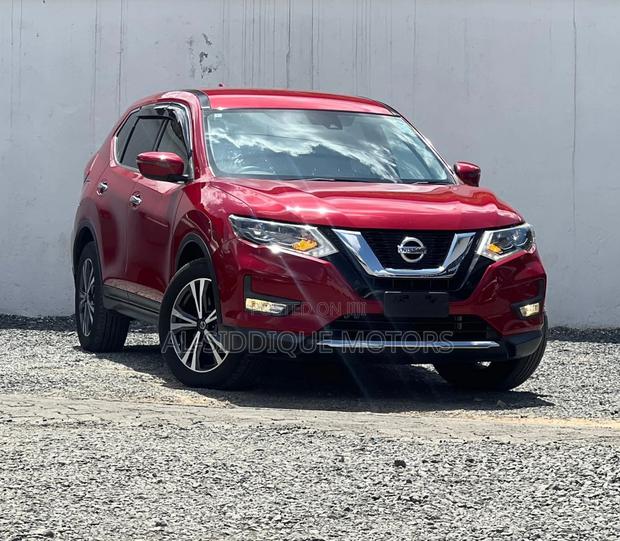Nissan X-Trail 2.0 Petrol AWD 2018 Red