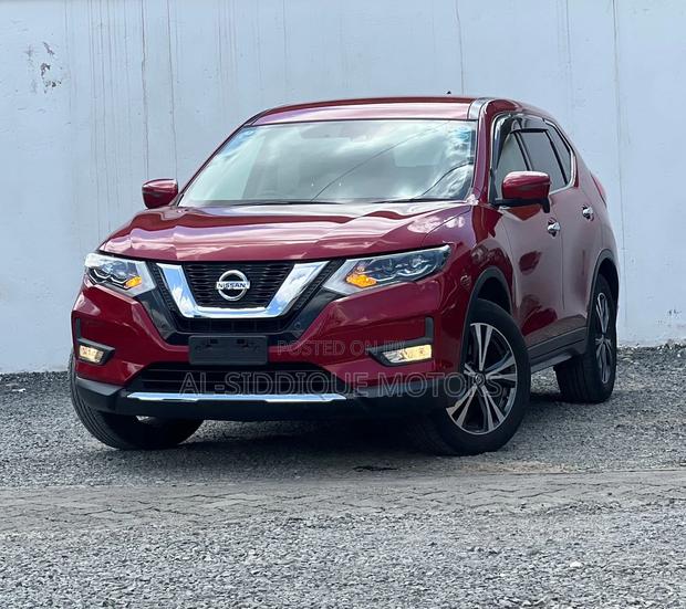 Nissan X-Trail 2.0 Petrol AWD 2018 Red
