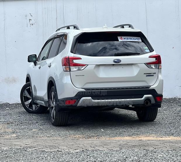 Subaru Forester Limited AWD 2020 White