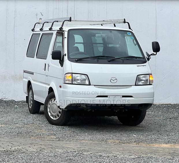 Mazda B 2019 White