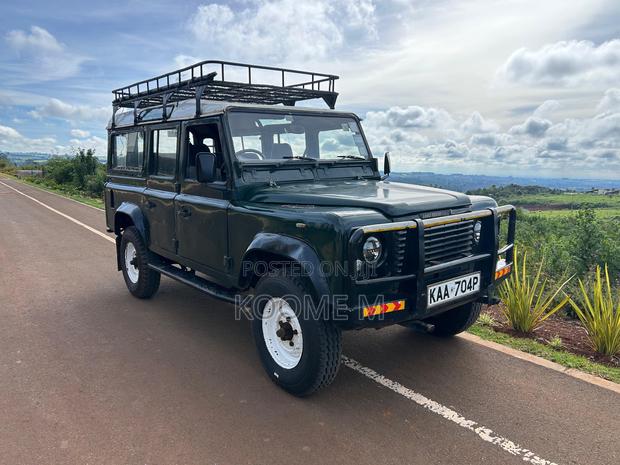 Land Rover Defender 1990 Green