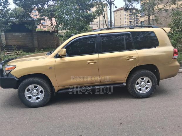 Toyota Land Cruiser 2007 Gold