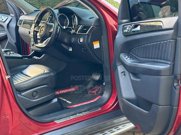 Mercedes-Benz GLE-Class GLE 350d 4MATIC 2019 Red
