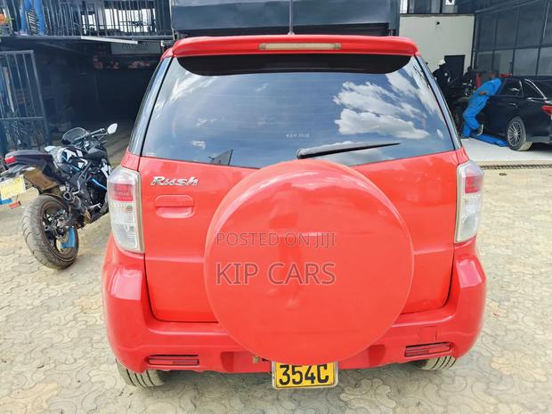 Toyota Rush 1.5 RWD 2010 Red