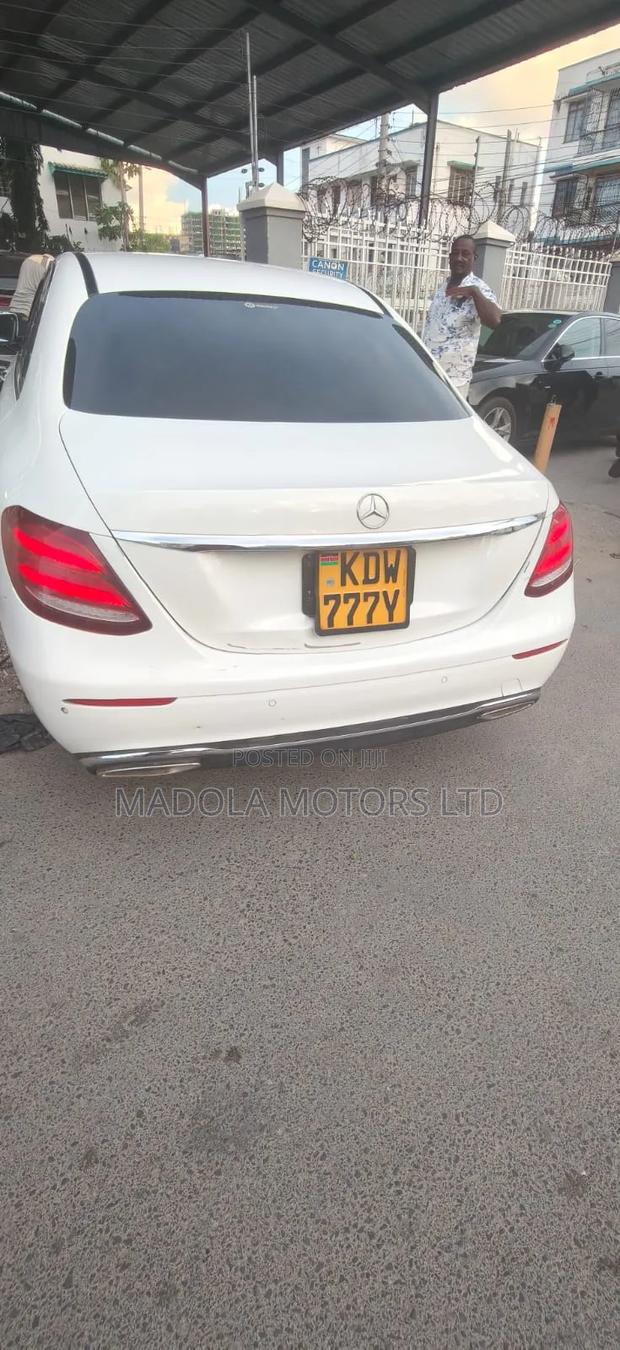 Mercedes-Benz E200 2018 White