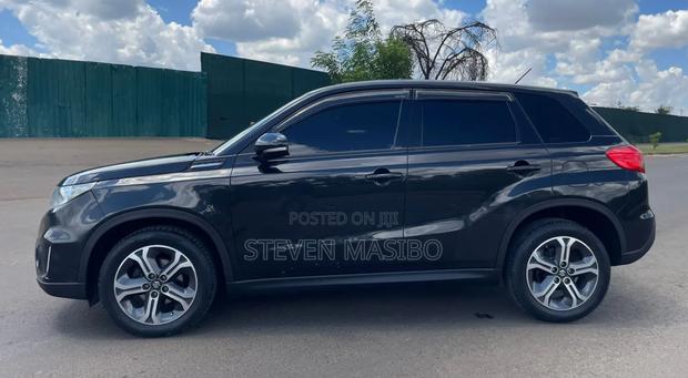 Suzuki Escudo 2016 Black