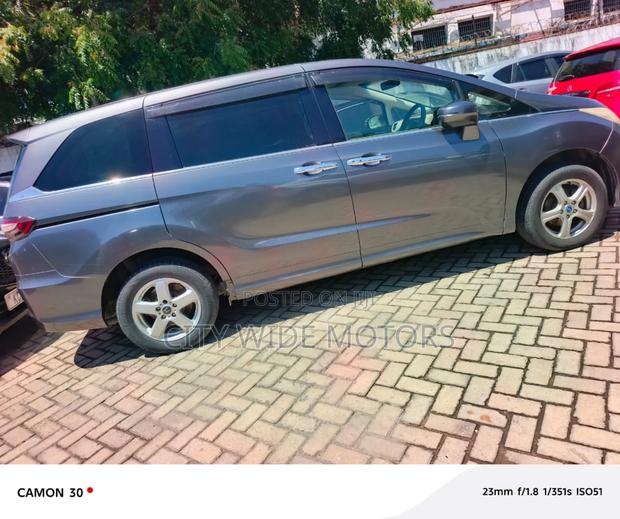 Honda Odyssey 2.4 G 2WD (8 seater) 2014 Gray