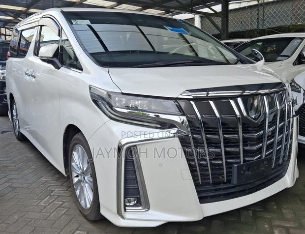 Toyota Alphard 2019 White