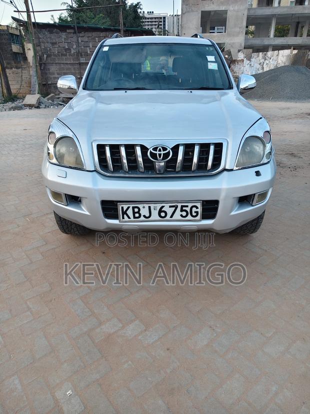 Toyota Land Cruiser Prado 2002 Silver