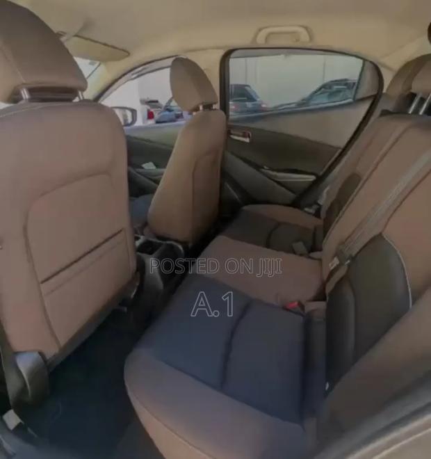 Mazda 2 2019 Gray