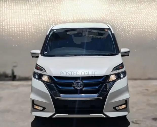Nissan Serena 2019 Pearl