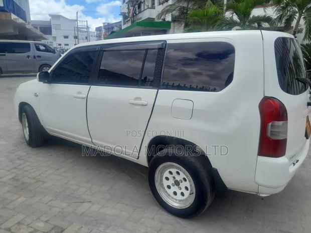 Toyota Succeed 2015 Pearl