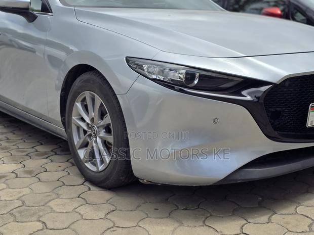 Mazda 3 2019 Silver
