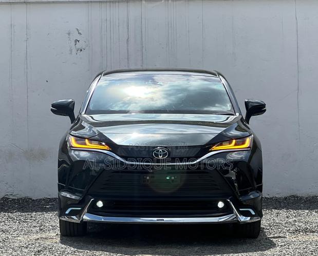 Toyota Harrier 2.0 2020 Black