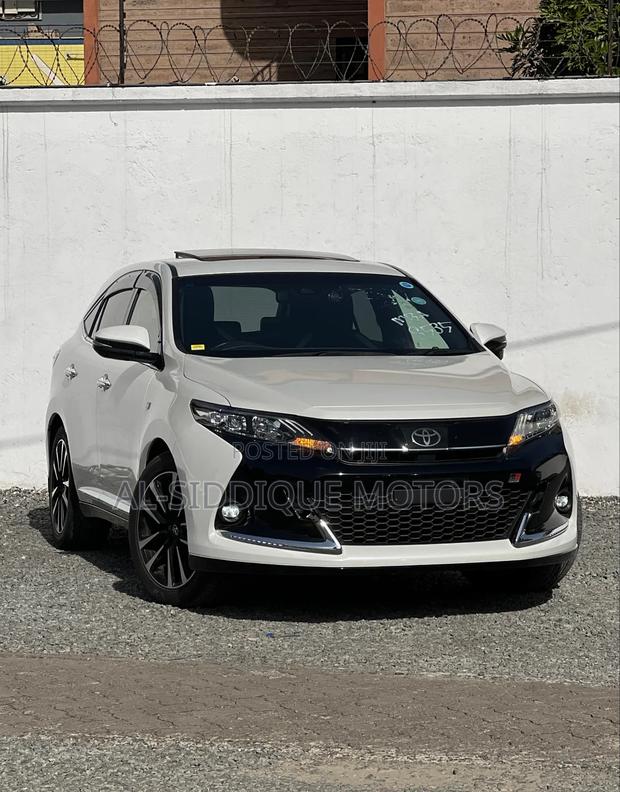 Toyota Harrier 2.0 Turbo GR Sport 2019 White