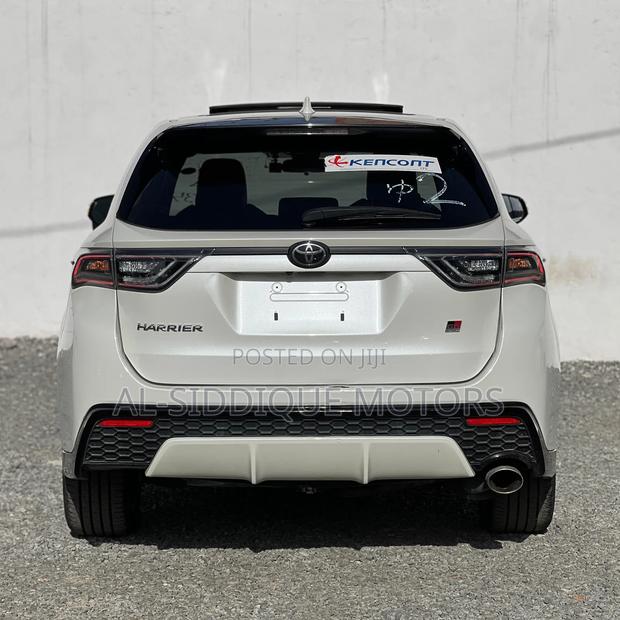 Toyota Harrier 2.0 Turbo GR Sport 2019 White