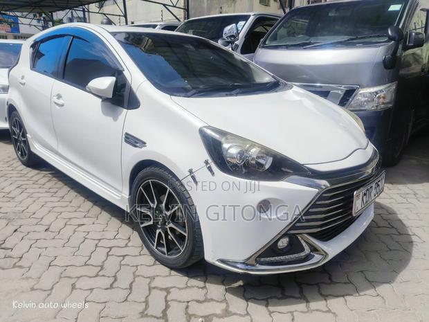Toyota Aqua 2018 White