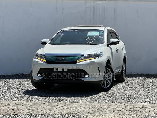 Toyota Harrier 2.0 2019 Brown