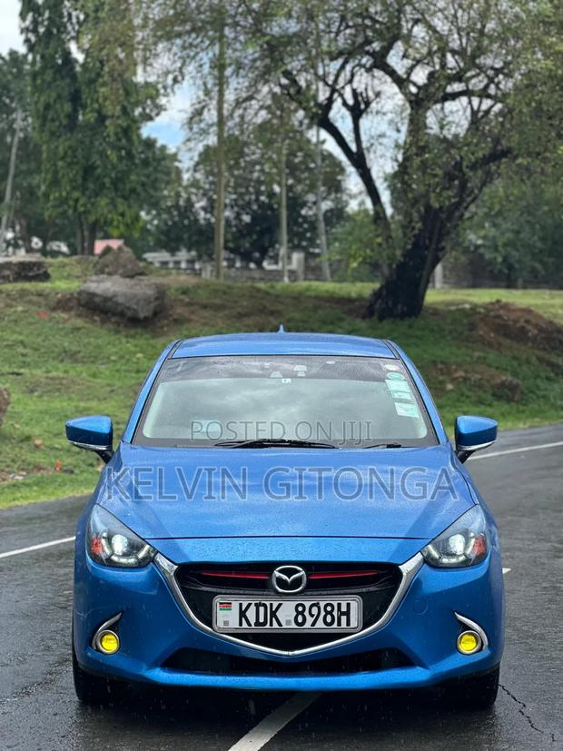 Mazda Demio 2016 Blue