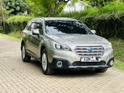 Subaru Outback 2.5i Limited AWD 2017 Gold for sale