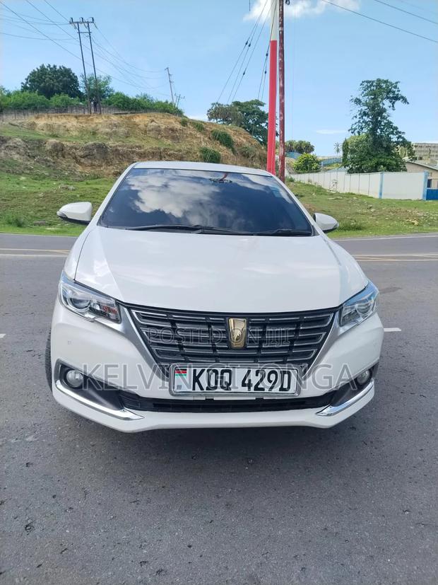 Toyota Premio 2018 White
