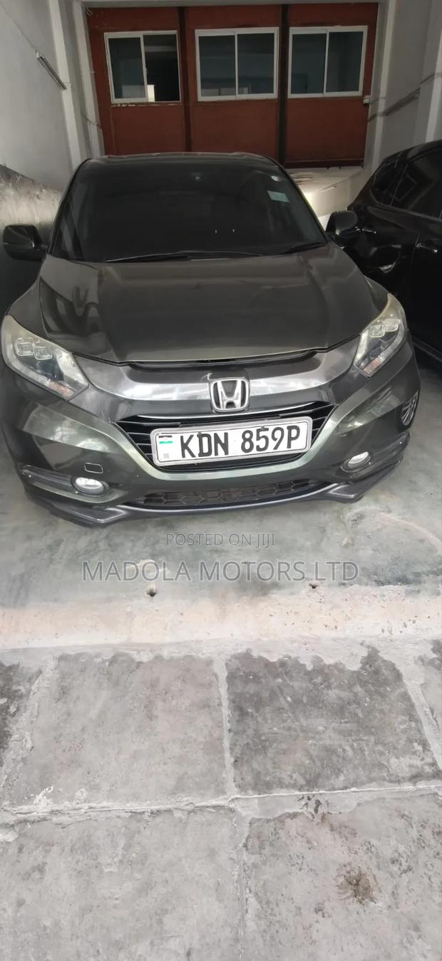 Honda Vezel 1.5 Hybrid 2WD 2017 Green