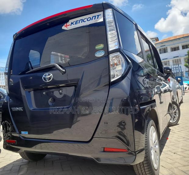 Toyota Tank 2019 Black