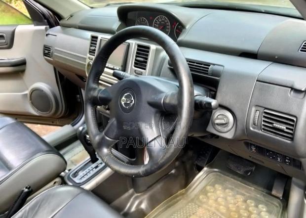 Nissan X-Trail 2006
