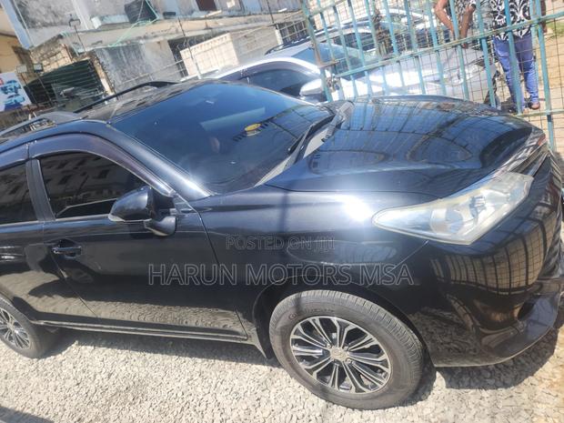 Toyota Corolla Fielder 2016 Black