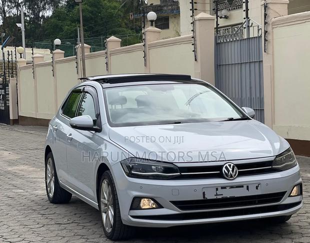 Volkswagen Golf 2018 Silver