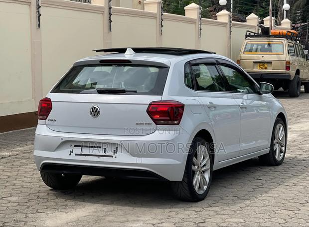 Volkswagen Golf 2018 Silver