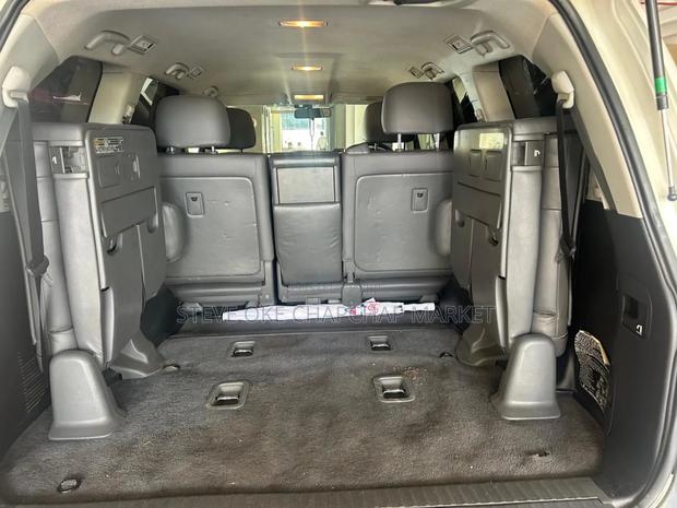 Toyota Land Cruiser 4.5 V8 VXR 2012 White