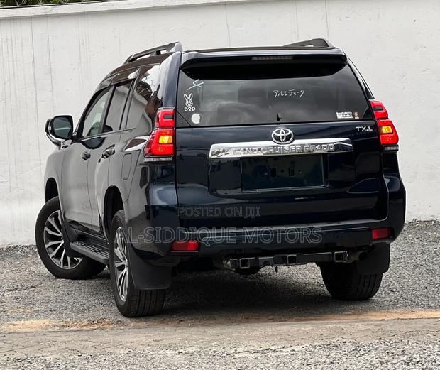 Toyota Land Cruiser Prado 2.7 2020 Blue