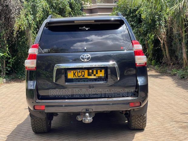 Toyota Land Cruiser Prado 3.0 TD 2011 Gray