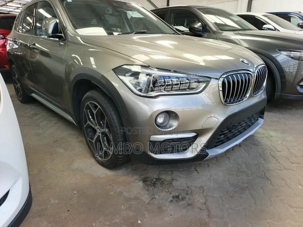BMW X1 sDrive28i FWD 2019 Gray