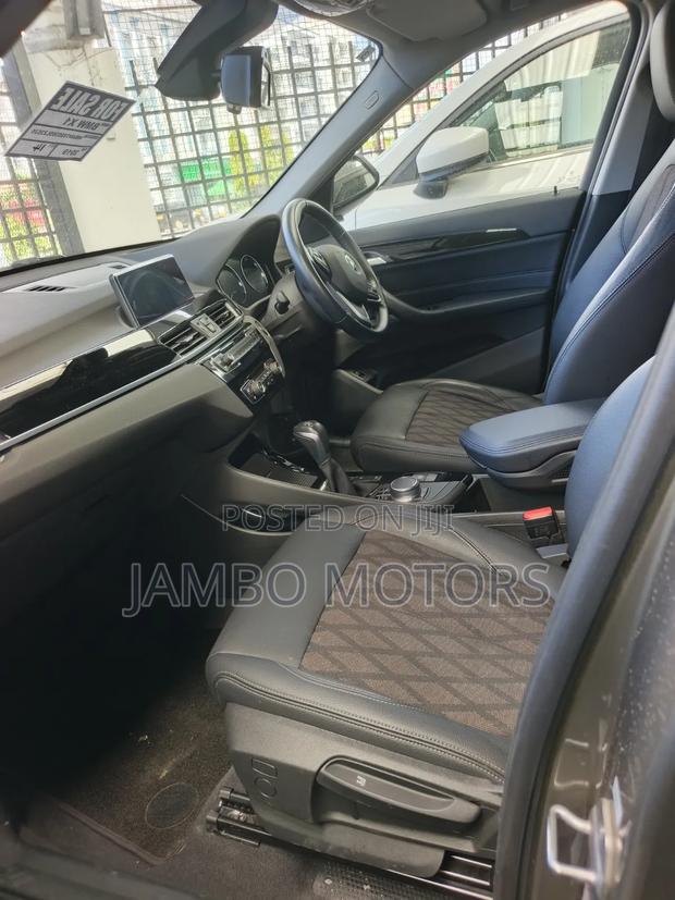BMW X1 sDrive28i FWD 2019 Gray