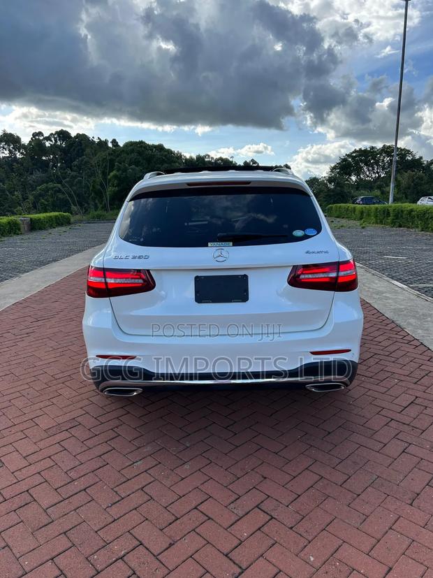 Mercedes-Benz GLC-Class 2019 White